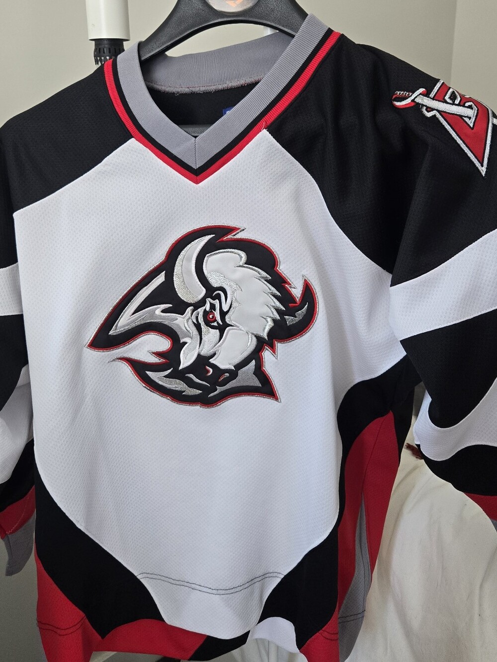 NHL Buffalo Sabres Jersey